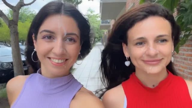 Hai Thiên Thần Đẫm Tinh Yêu Thích Dạo Chơi Nơi Công Cộng - Cumwalk