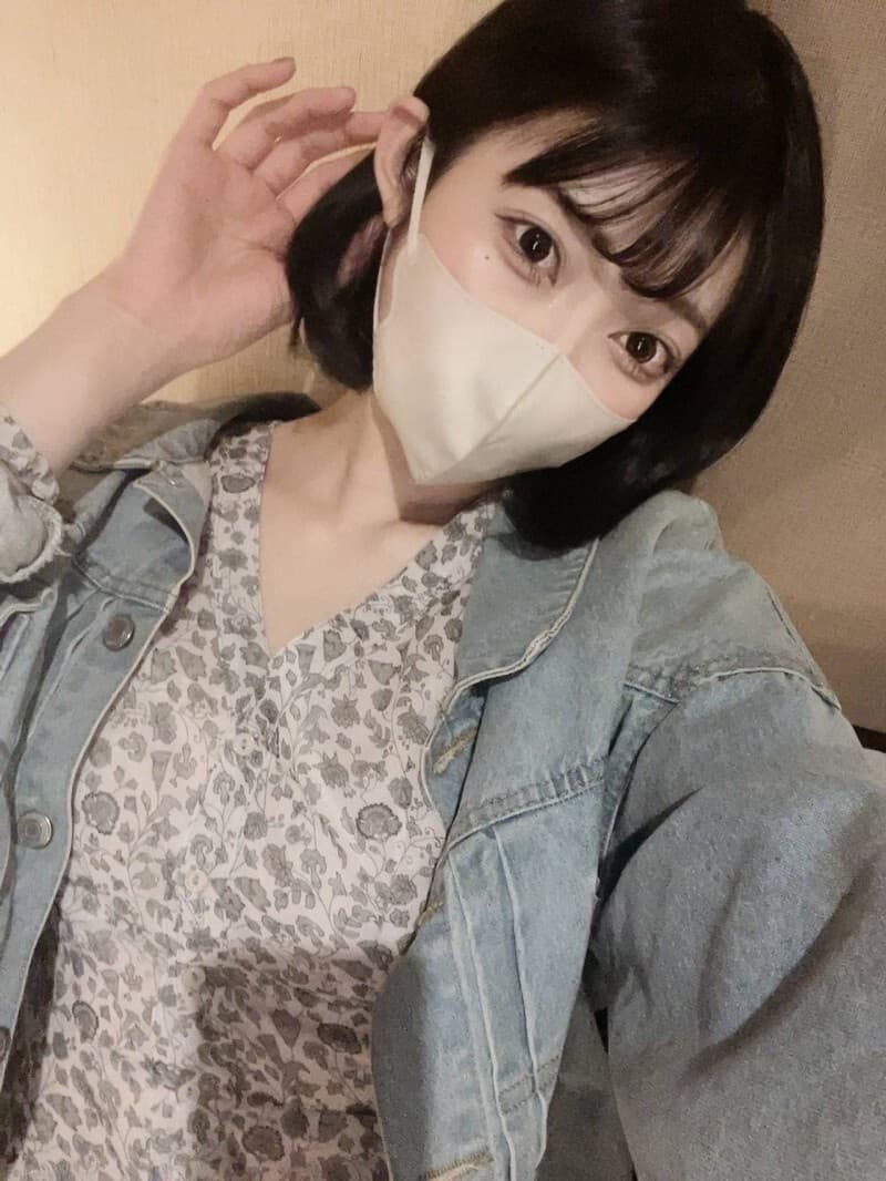 FC2-PPV-4813093 - Siêu Phẩm Lộ Mặt Đẹp Ngất Ngây, Phiên Bản Giới Hạn 2025