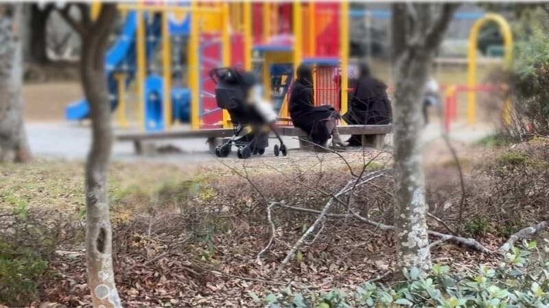 Vợ hot influencer chơi thân công viên rồi bị đưa lên xe riêng đầy bí ẩn - FC2-PPV-4821039